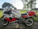 1992 Yamaha OWO1 FZR  750  R