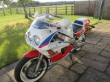 1992 Yamaha OWO1 FZR  750  R