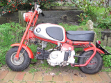 1963 Honda CZ100 50cc Monkey Bike