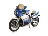 1985 SUZUKI GSX-R750 Slab side super bike